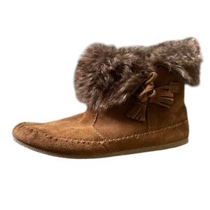 Minnetonka Ankle Fur Leather Slide-On Boots Size 6